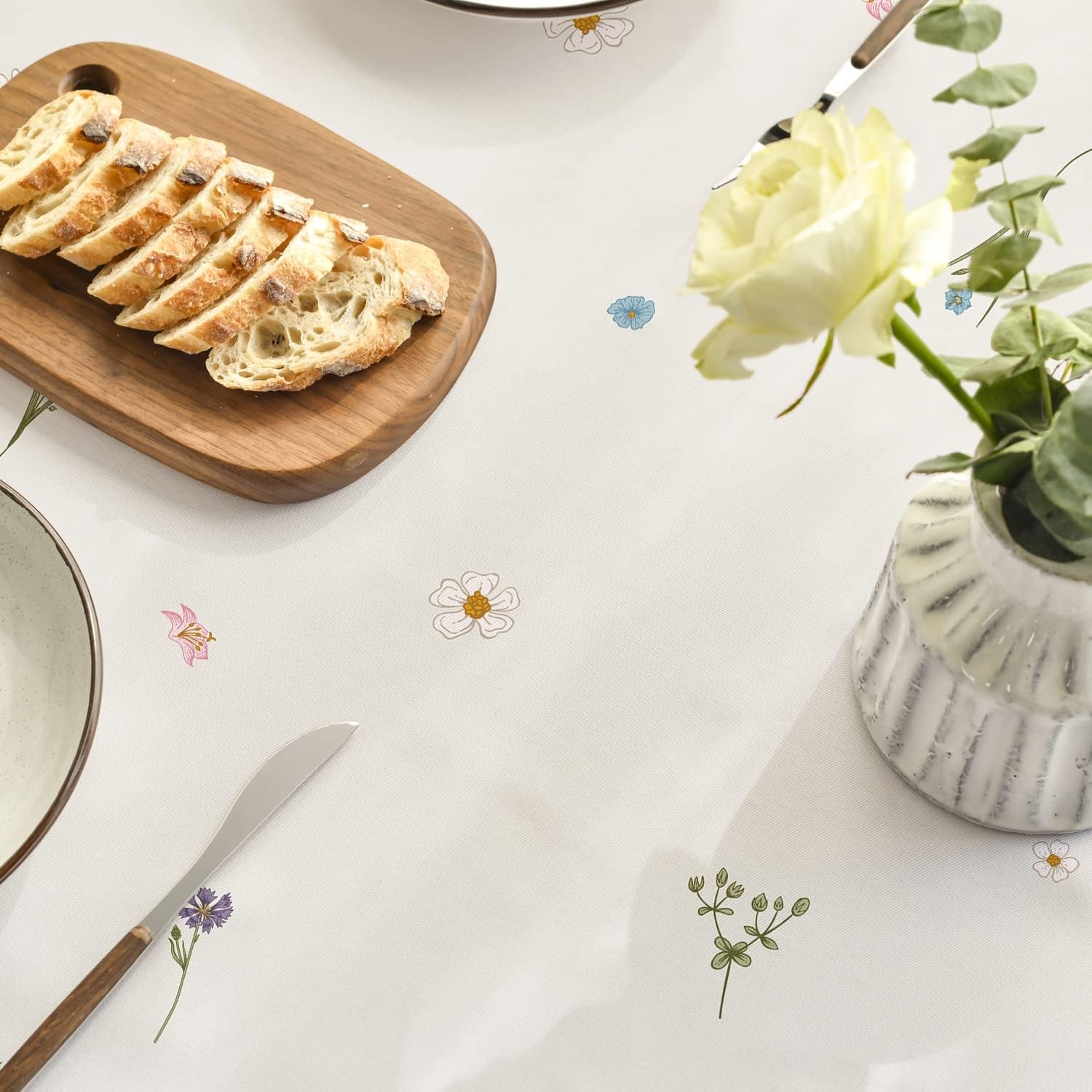 Spring Summer Tablecloth 60X120 Inch Rectangular, Wild Flowers Floral Table Cover for Party Picnic Dinner Decor