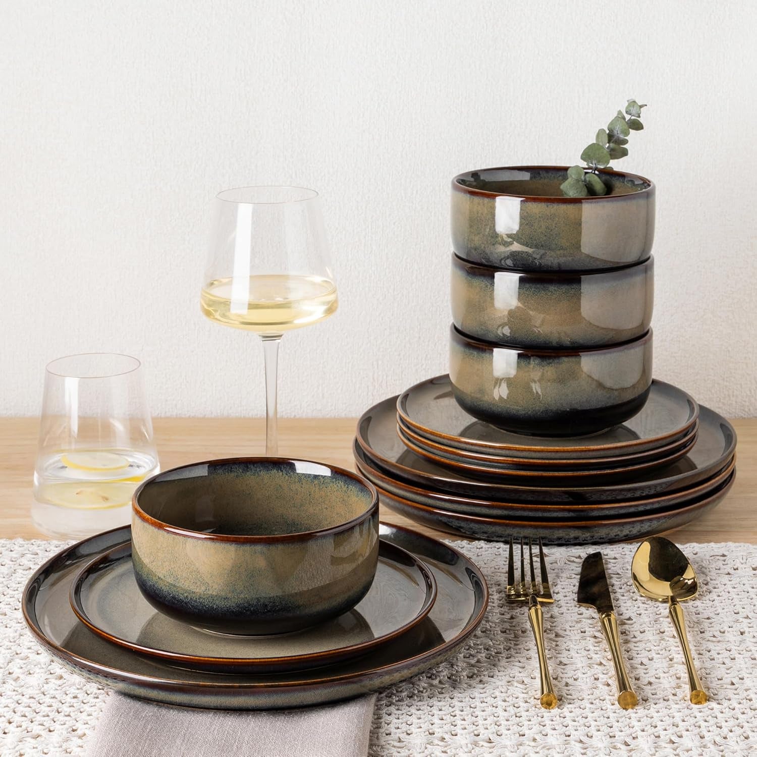 Ceramic Dinnerware Sets for 4, 12 Pieces Handmade Reactive Glaze Plates and Bowls Set, Scratch Resistant Dish Set, Oven & Microwave & Dishwasher Safe