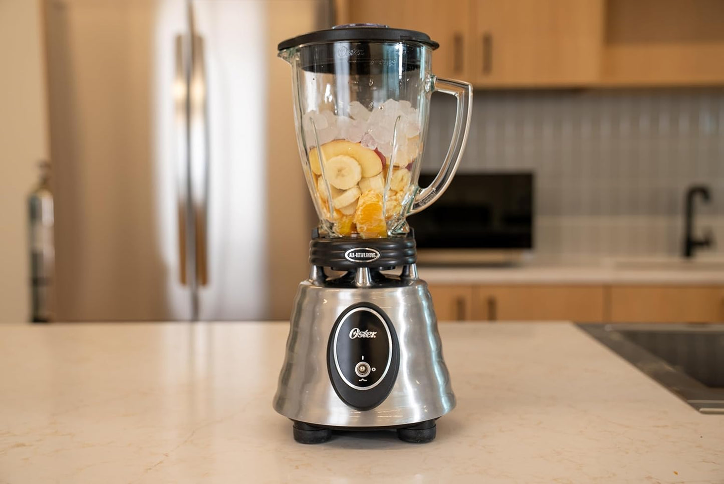 Classic Series Heritage Blender with 6-Cup Glass Jar, 1000W Power, Stainless Steel Countertop Kitchen Blender