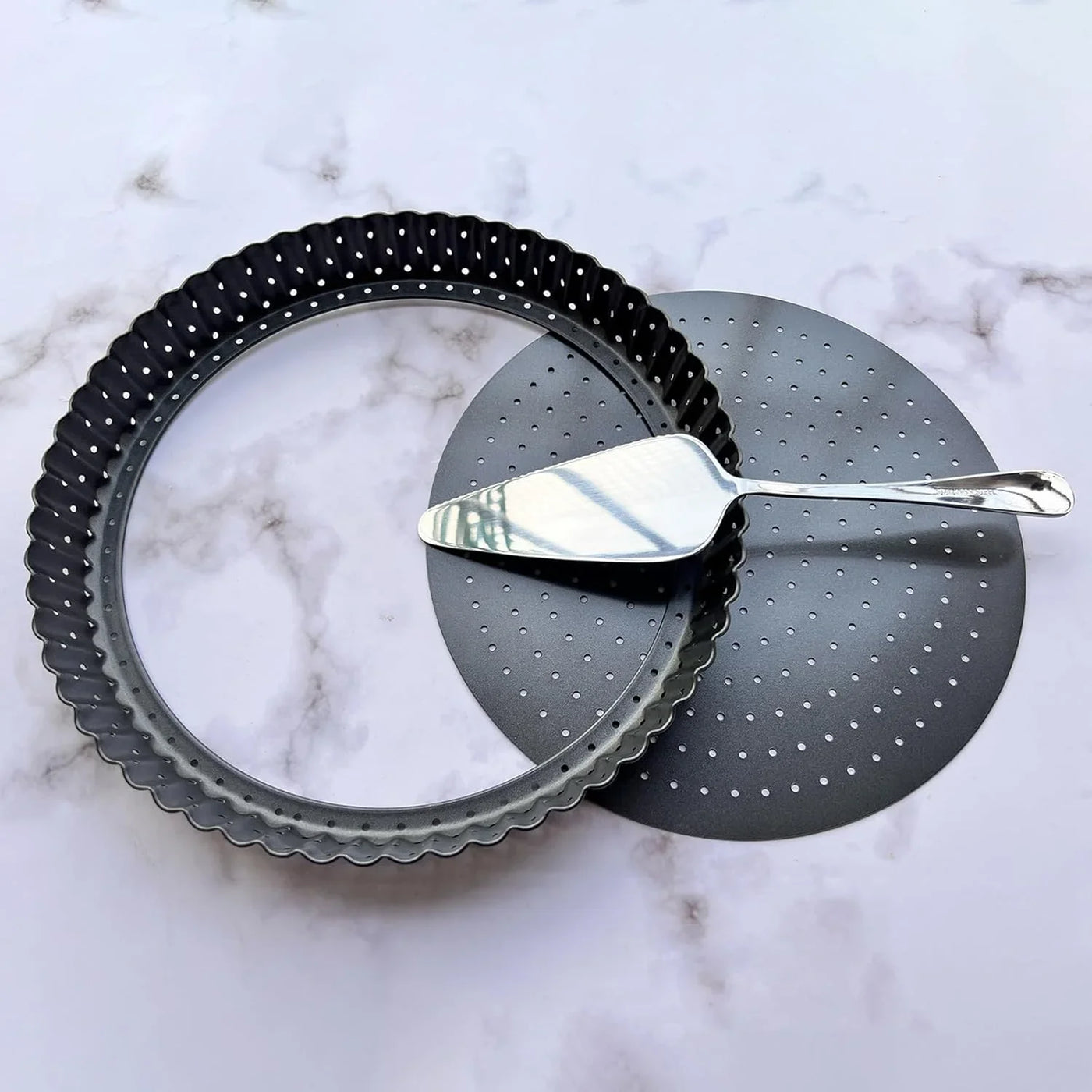 9 Inch Perforated Tart Pan for Crispy Crust W/Cake Server. Removable Bottom, Non-Stick Coating, Rugged Carbon Steel for Tart Quiche Pie Baking. Gift for Christmas Thanksgiving Party