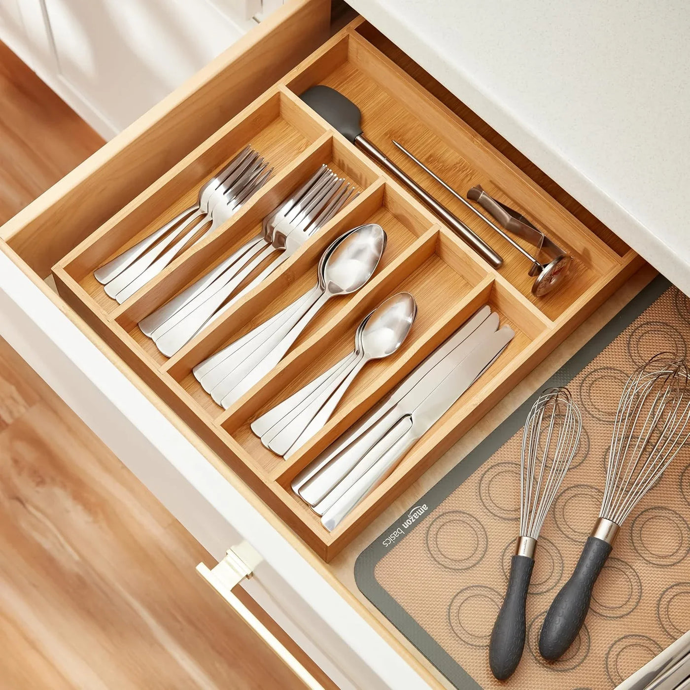 20-Piece Stainless Steel Flatware Set with Square Edge, Dishwasher Safe, Simple Design, Service for 4, Silver