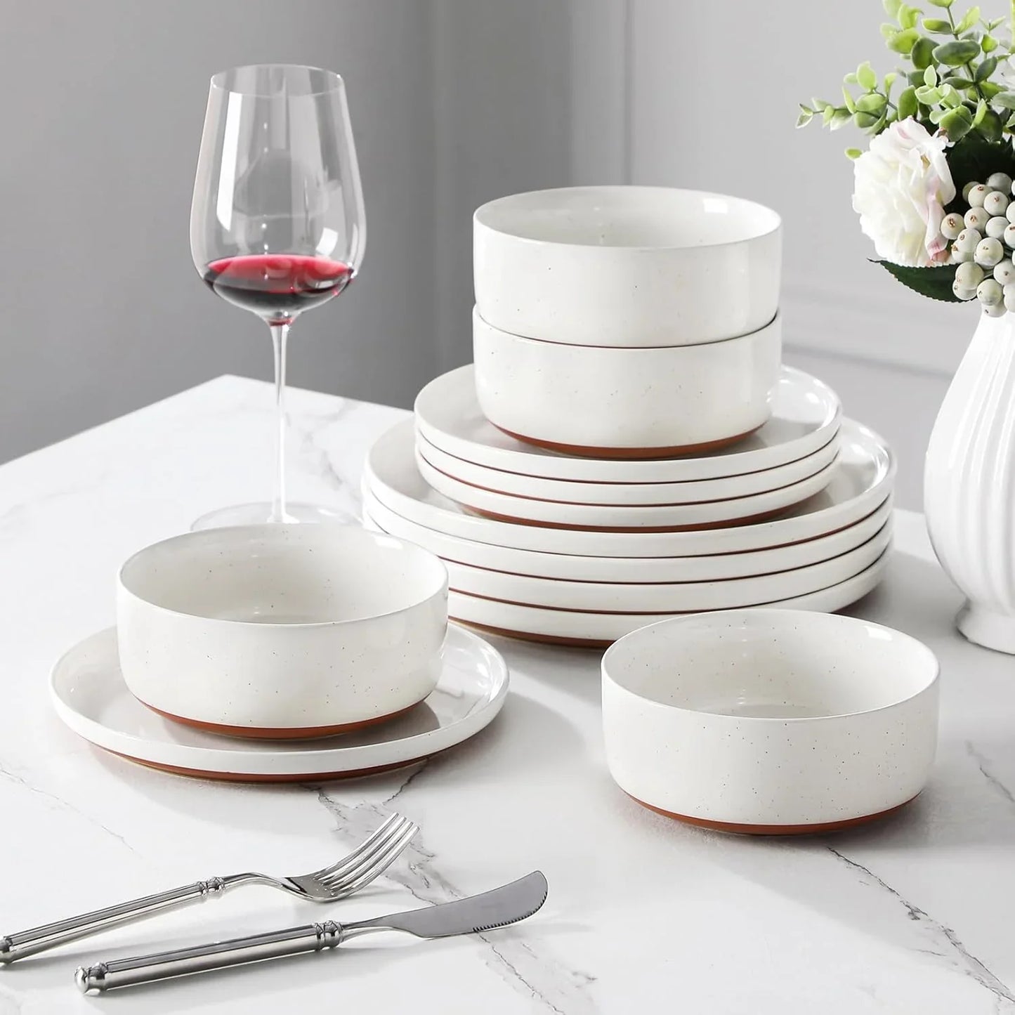 Plates and Bowls Sets, 12 Pieces Modern Stoneware Dinnerware Set for 4 Kitchen Dinner Set Ceramic Dishware Dishes Set Microwave and Dishwasher Safe, White, Series TARA