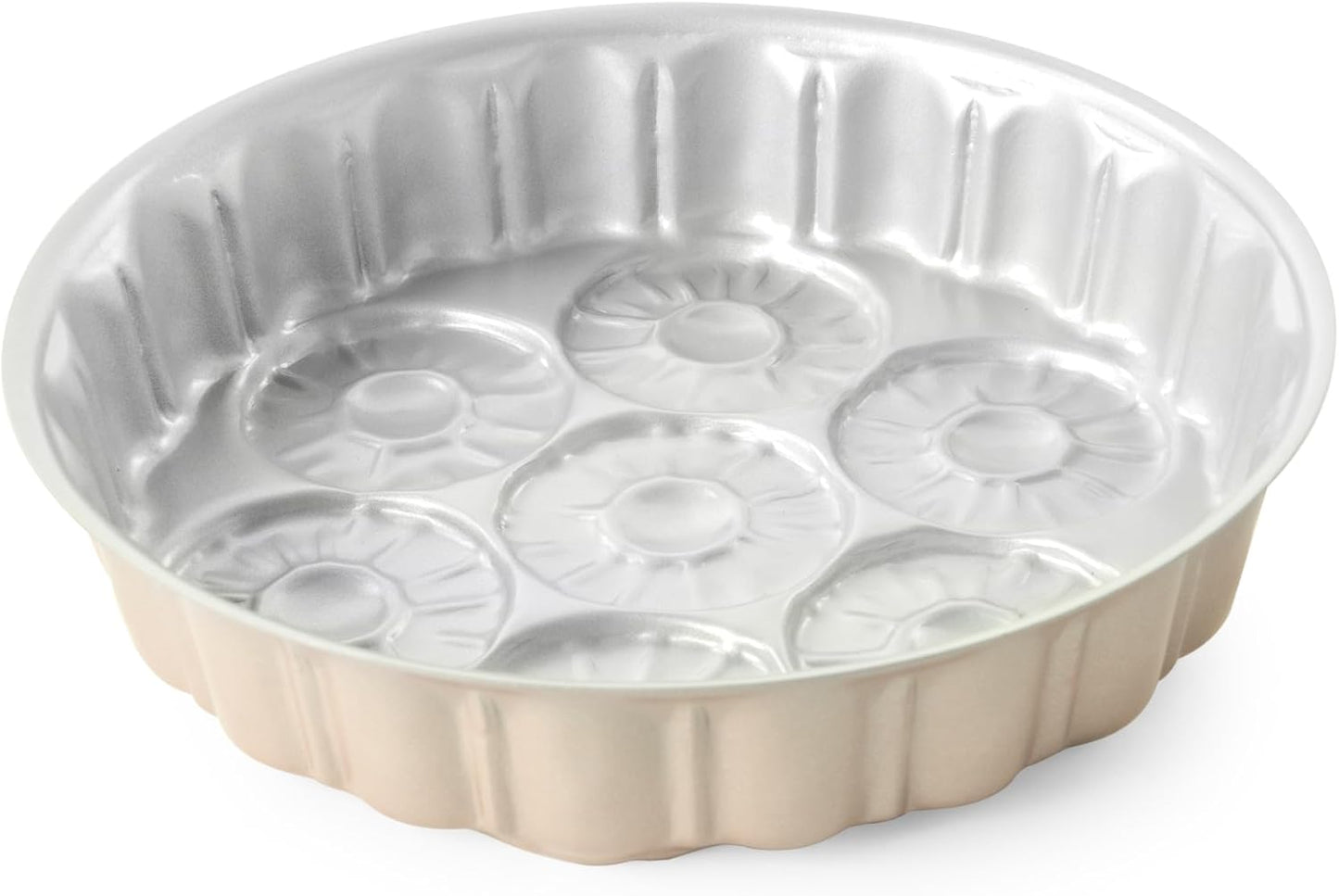 Formed Pineapple Upside down Cake Pan, 8 Cup, Golden Hour