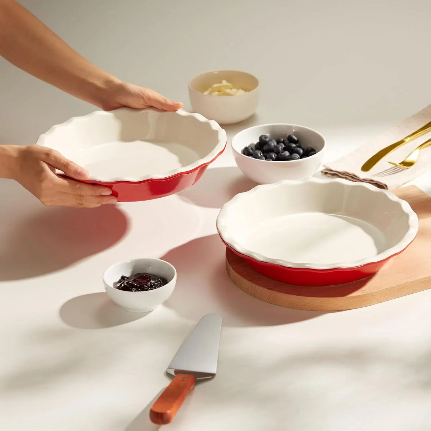 Pie Pan, Ceramic Reusable round Pie Dish, Quiche Baking Dish, Deep, Wave Edge, for Cakes, Tart, Casseroles, Tarts, Microwave, Oven and Dishwasher Safe, 9-Inch, 36 Oz, Set of 2, Cherry