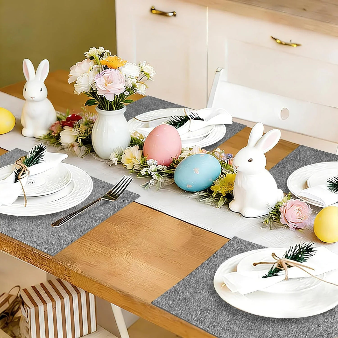 Faux Leather Heat Resistant Placemats 6 Packs, Waterproof Wipeable Dining PU Place Mats for Indoor & Outdoor, Easy to Clean, Light Grey