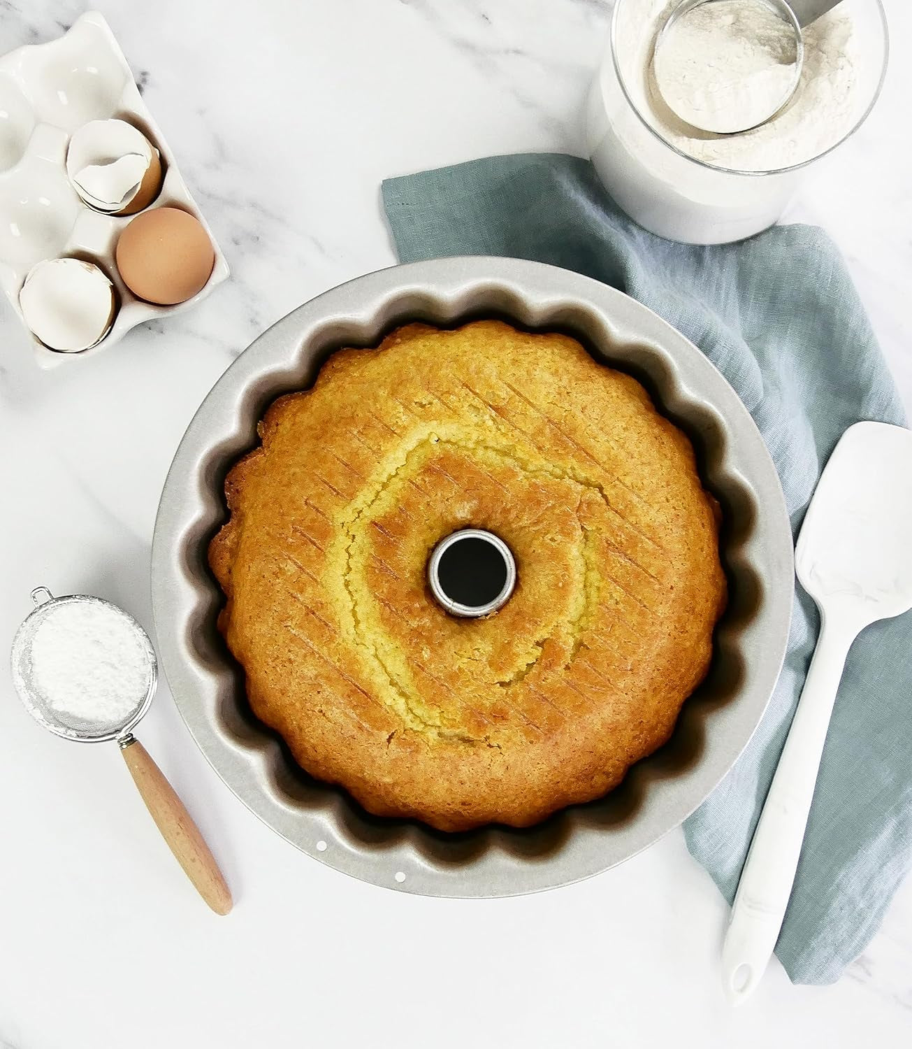 Global Bakeware Scalloped Tube Cake Pan