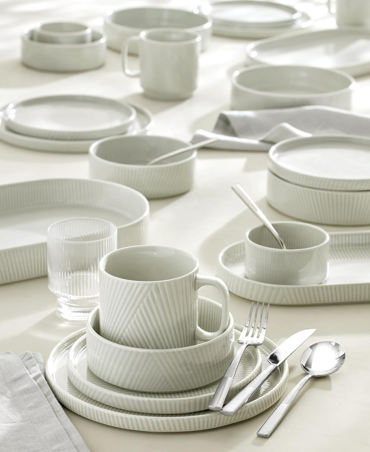 897949 Modulus 16-Piece Dinnerware Set, Vapor