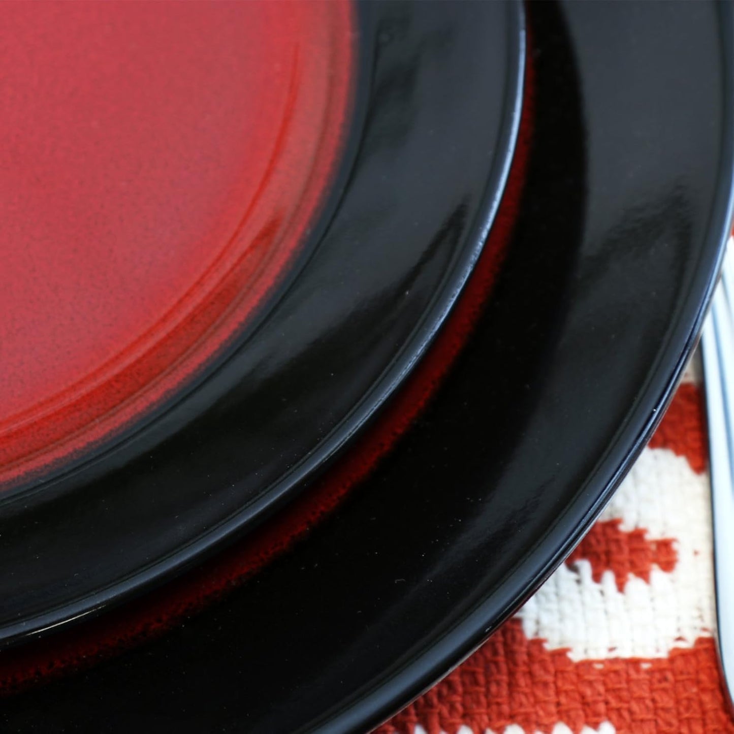 ’S Tanizia 16 Piece High Gloss Dinnerware Set