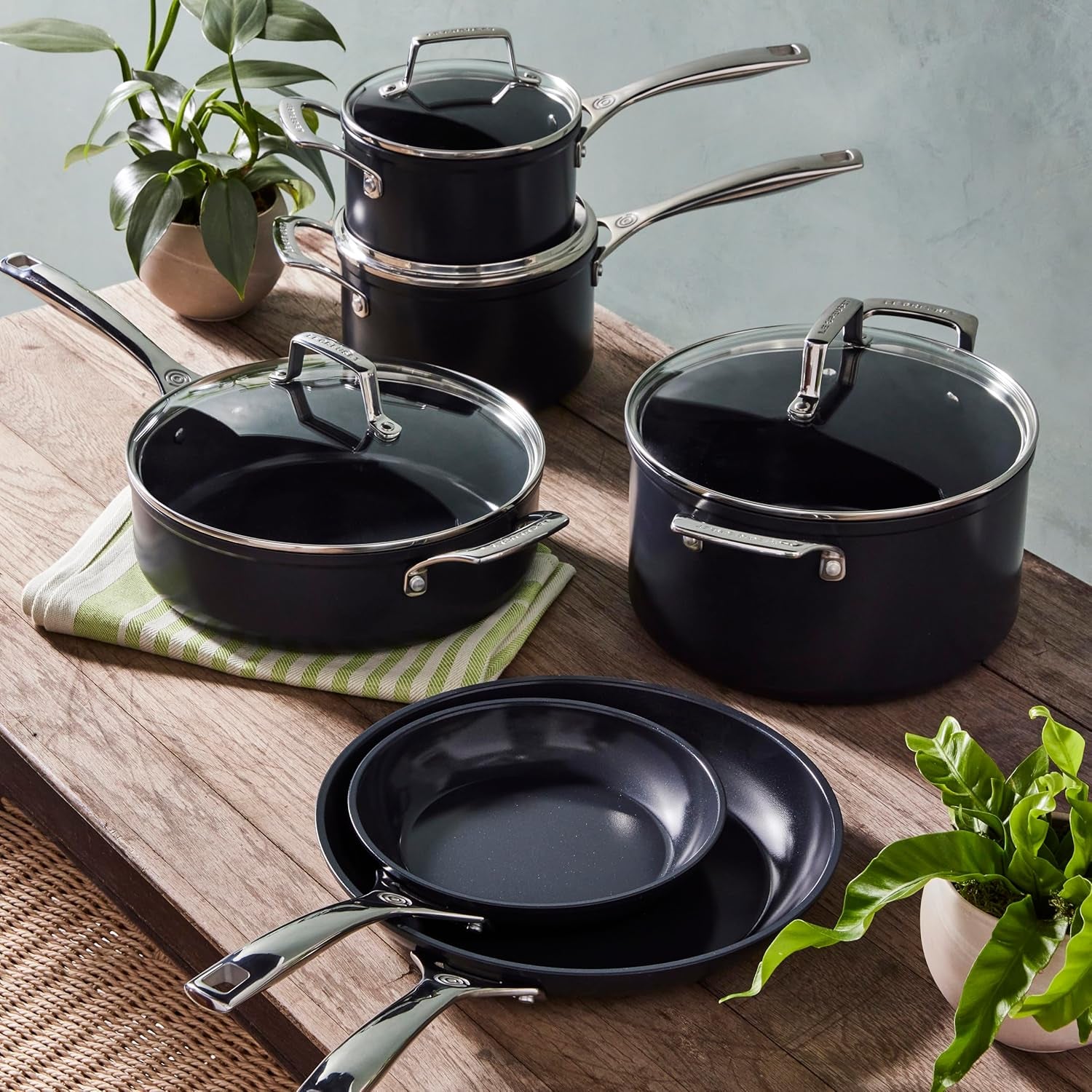 Essential Non-Stick Ceramic Wok, 6 1/3 Qt.