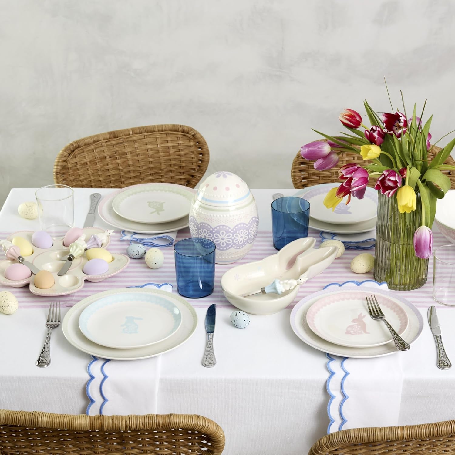 898192 Bunny Hop Dinner Plates, Set of 4