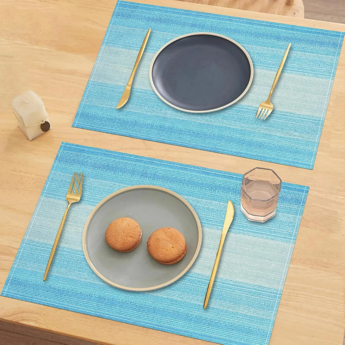 Placemats, Placemats Set of 4, 12X18 Inch Washable Place Mats Easy to Clean Heat Resistant Table Mats Wipeable Placemat for Holiday Party Kitchen Dining Table Decoration, Blue