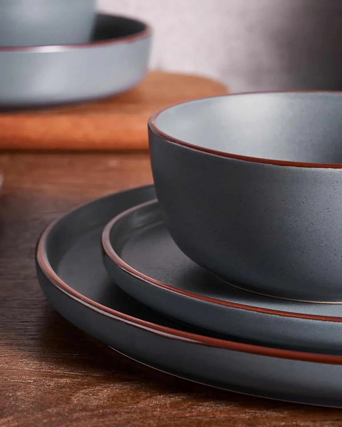 Mercury Dinnerware Sets with Mugs, Service for 4 (16 Pieces), Plates and Bowls Sets, Microwave and Dishwasher Safe Dishes Set, Charcoal