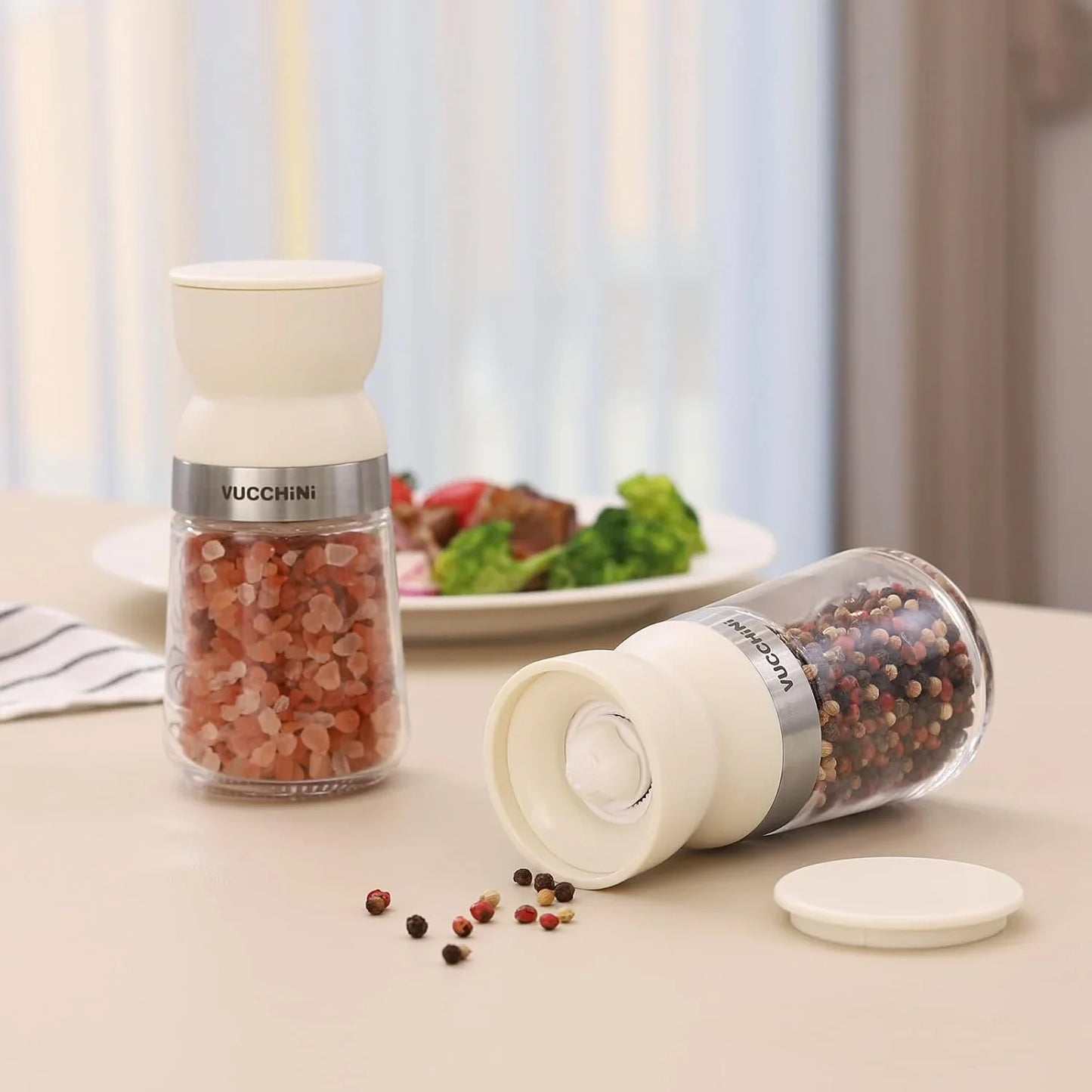 Salt and Pepper Grinder Set with Adjustable Coarseness Ceramic Pepper Mill Manual Effortless Salt Grinder Spice Grinder for Home, Kitchen, Beige