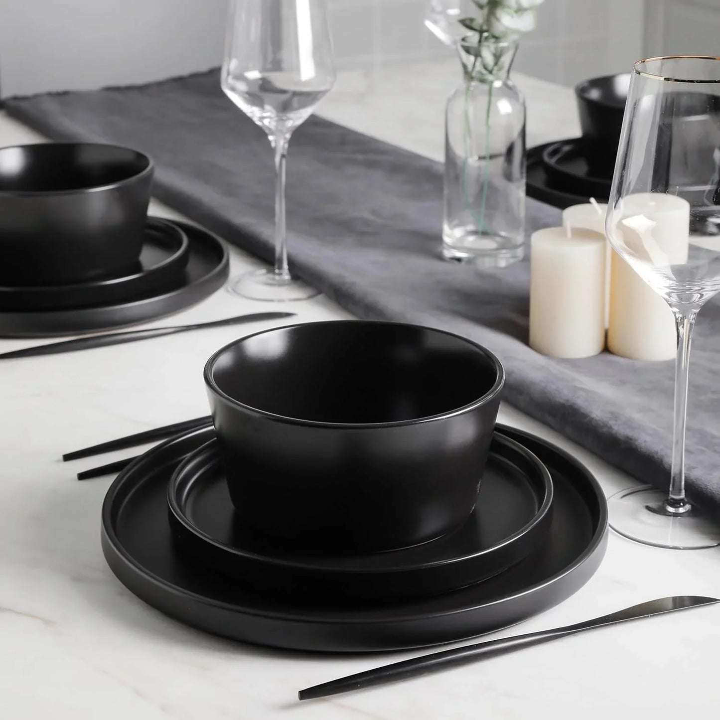 Celina Stoneware 16 Piece Modern Dinnerware Set, Plates and Bowls, Black Matte, Service for 4, Microwave & Dishwasher Safe