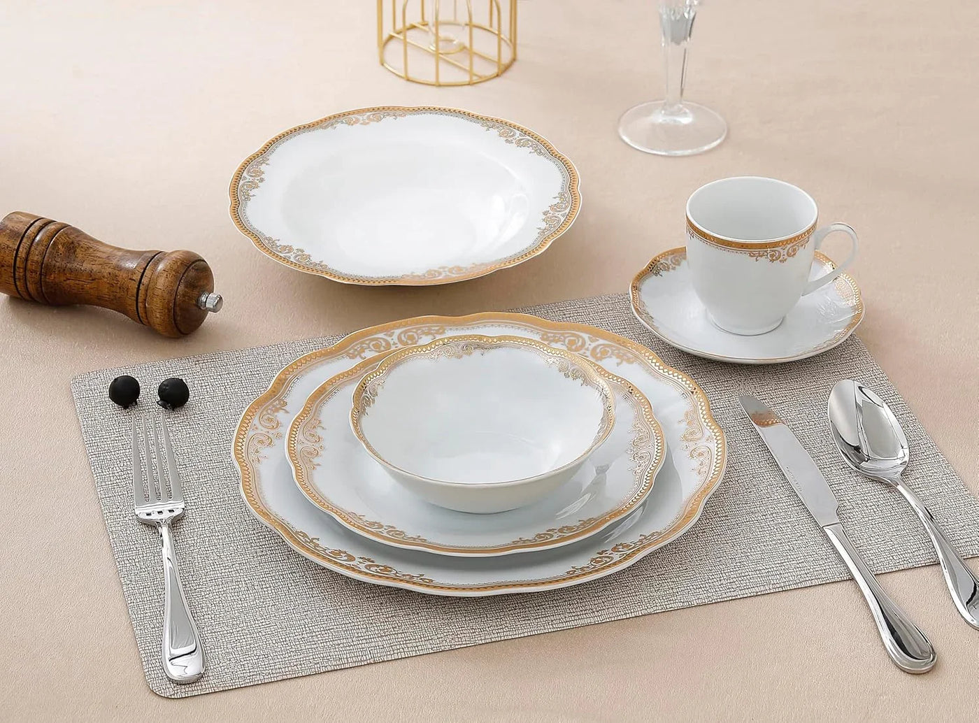 Catherine 24 Piece Porcelain Dinnerware Set, Gold