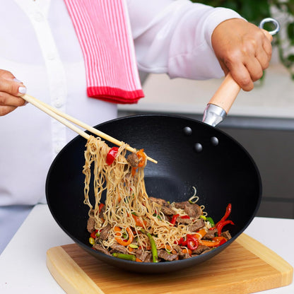 23-0003, Lightweight Cast Iron Stir Fry, 11.5-Inch