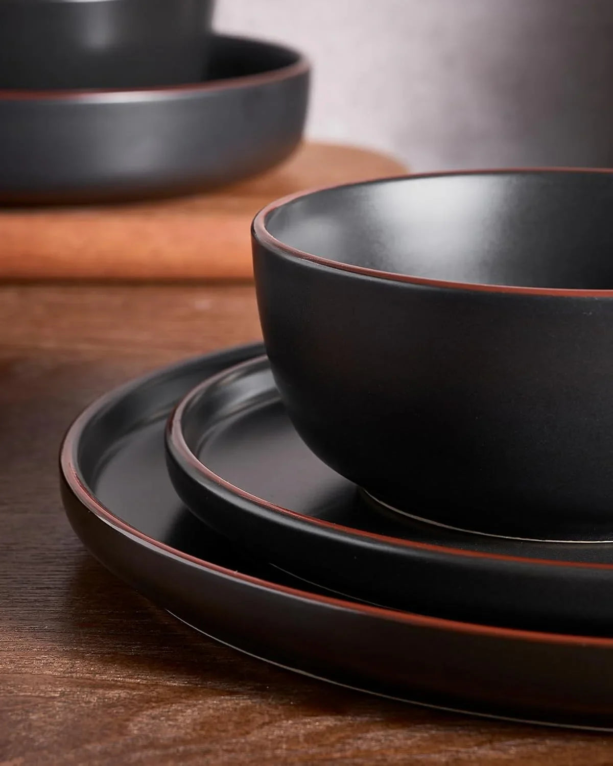 Mercury Dinnerware Sets with Mugs, Service for 4 (16 Pieces), Plates and Bowls Sets, Microwave and Dishwasher Safe Dishes Set, Matte Black