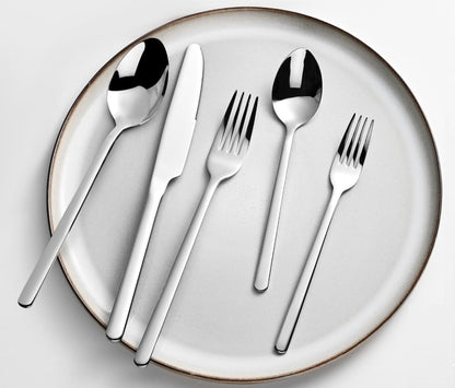 Silverware Set, 20 Piece Flatware Cutlery Set for 4, 18/10 Stainless Steel Silverware Mirror Polished Dishwasher Safe for Home, Restaurant, Wedding, Party(Silver, 20 Pieces for 4)
