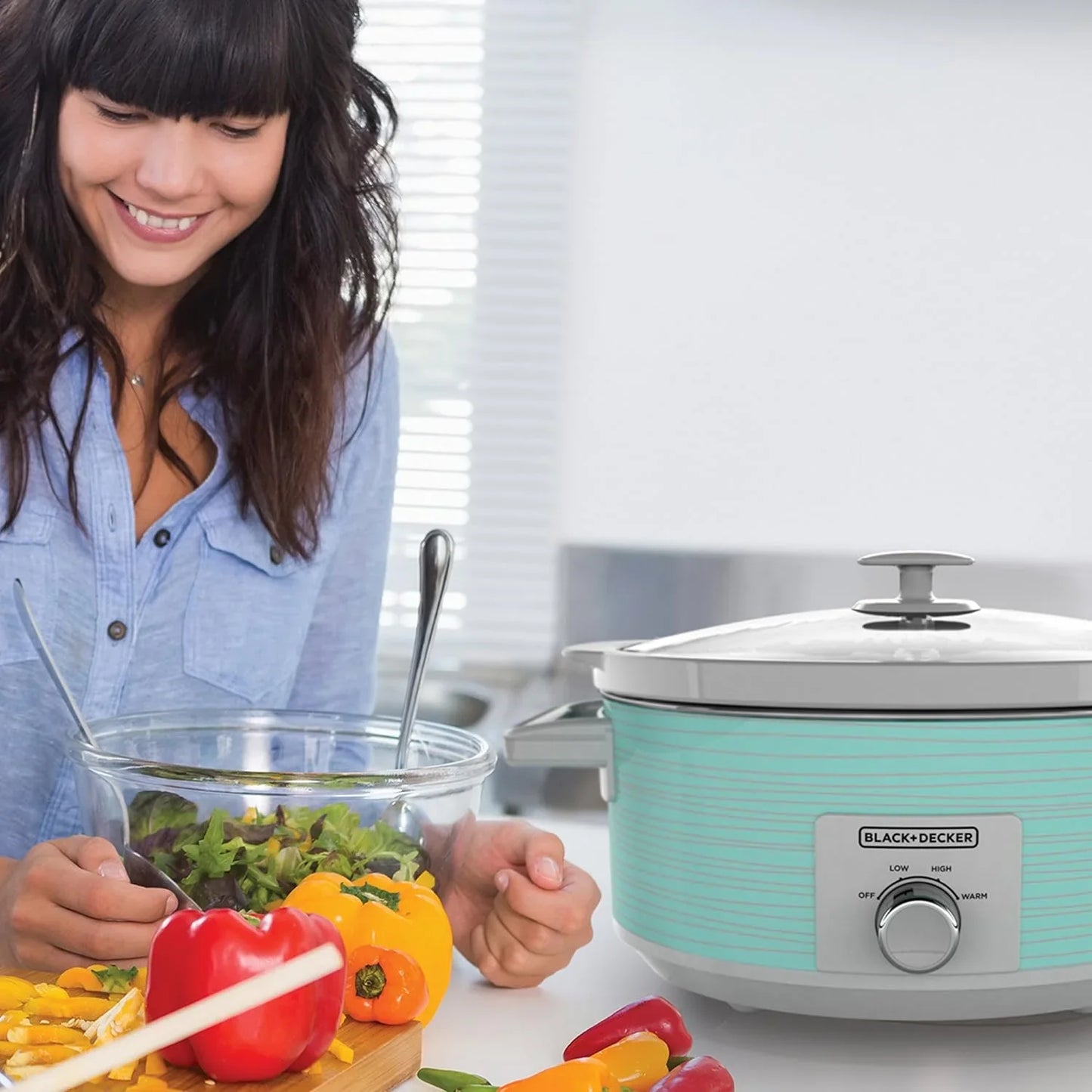7-Quart Slow Cooker, SC2007D, Lid Holder, 3 Heat Settings, Extra Large Handles, Dishwasher Safe, Teal