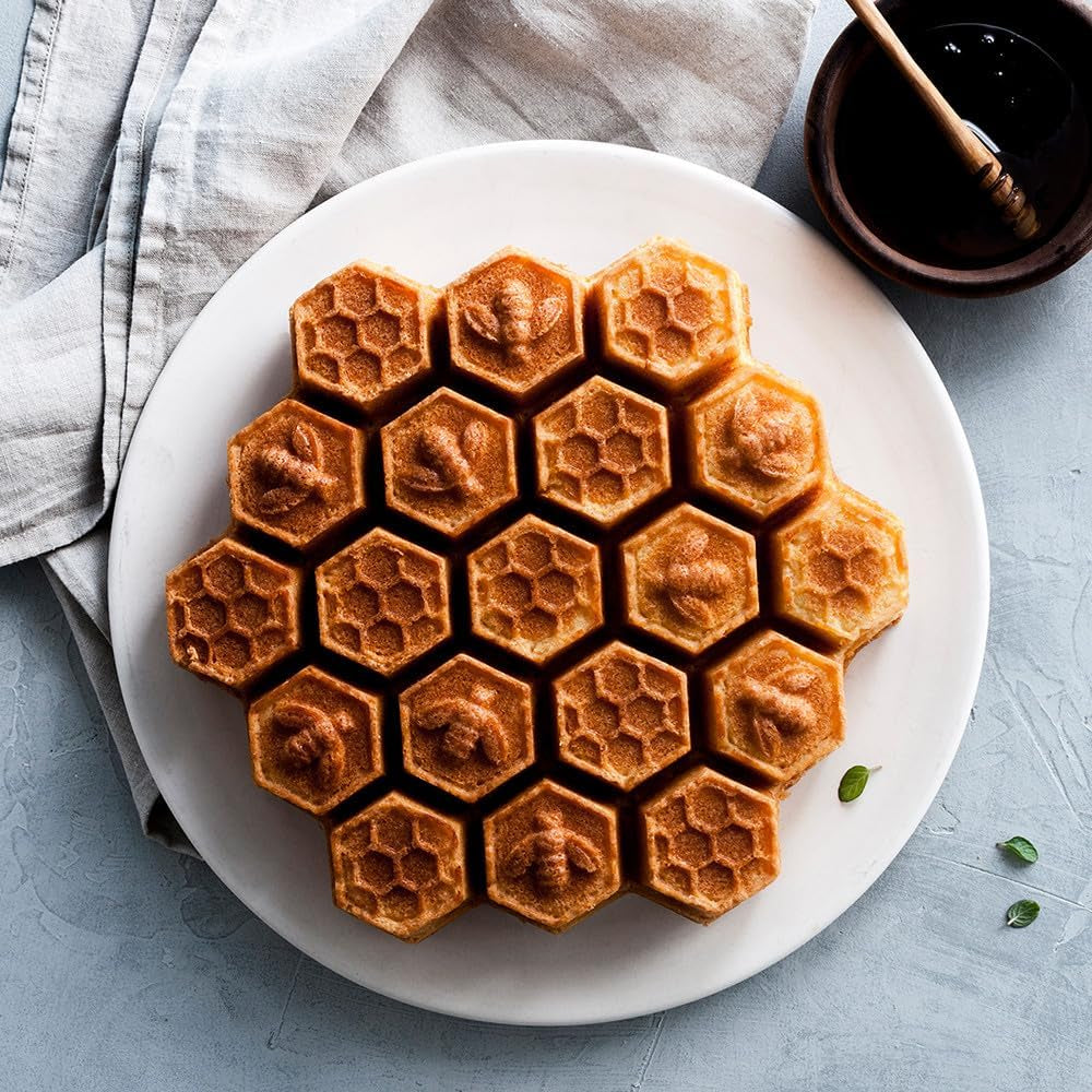 Honeycomb Pull-Apart Pan, 10 Cup, Toffee