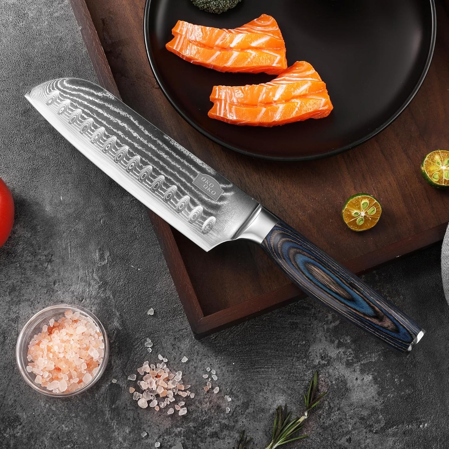Damascus Santoku Knife, 7- Inch Kitchen Knives with 9Cr18Mov Steel Core, Japanese Kitchen Knife Cooking Meat Cleaver with Durable Wood Handle, Sharp Santoku Chef Knife for Home Use with Gift Box