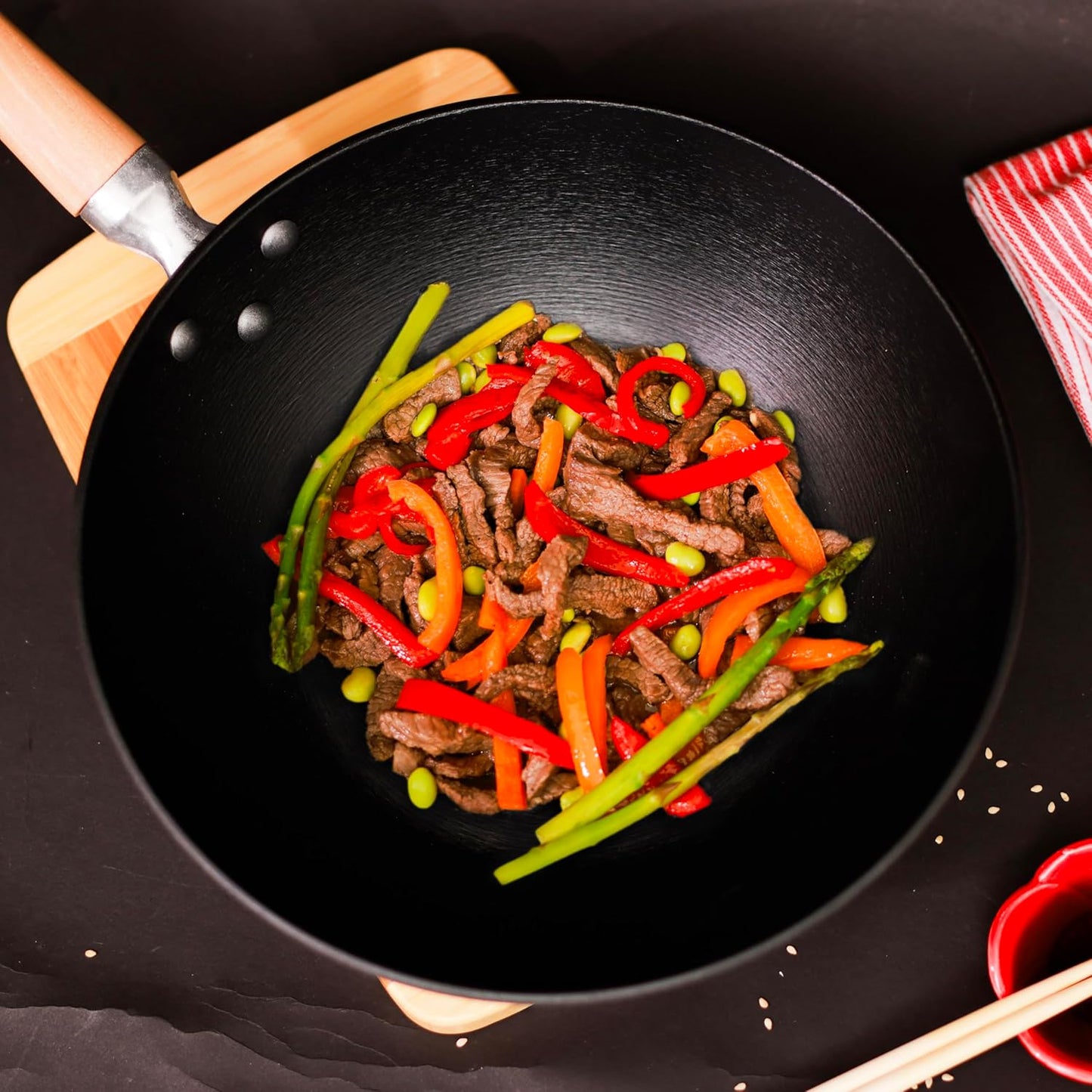 23-0003, Lightweight Cast Iron Stir Fry, 11.5-Inch