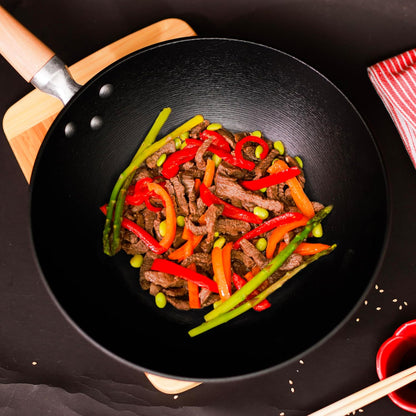 23-0003, Lightweight Cast Iron Stir Fry, 11.5-Inch