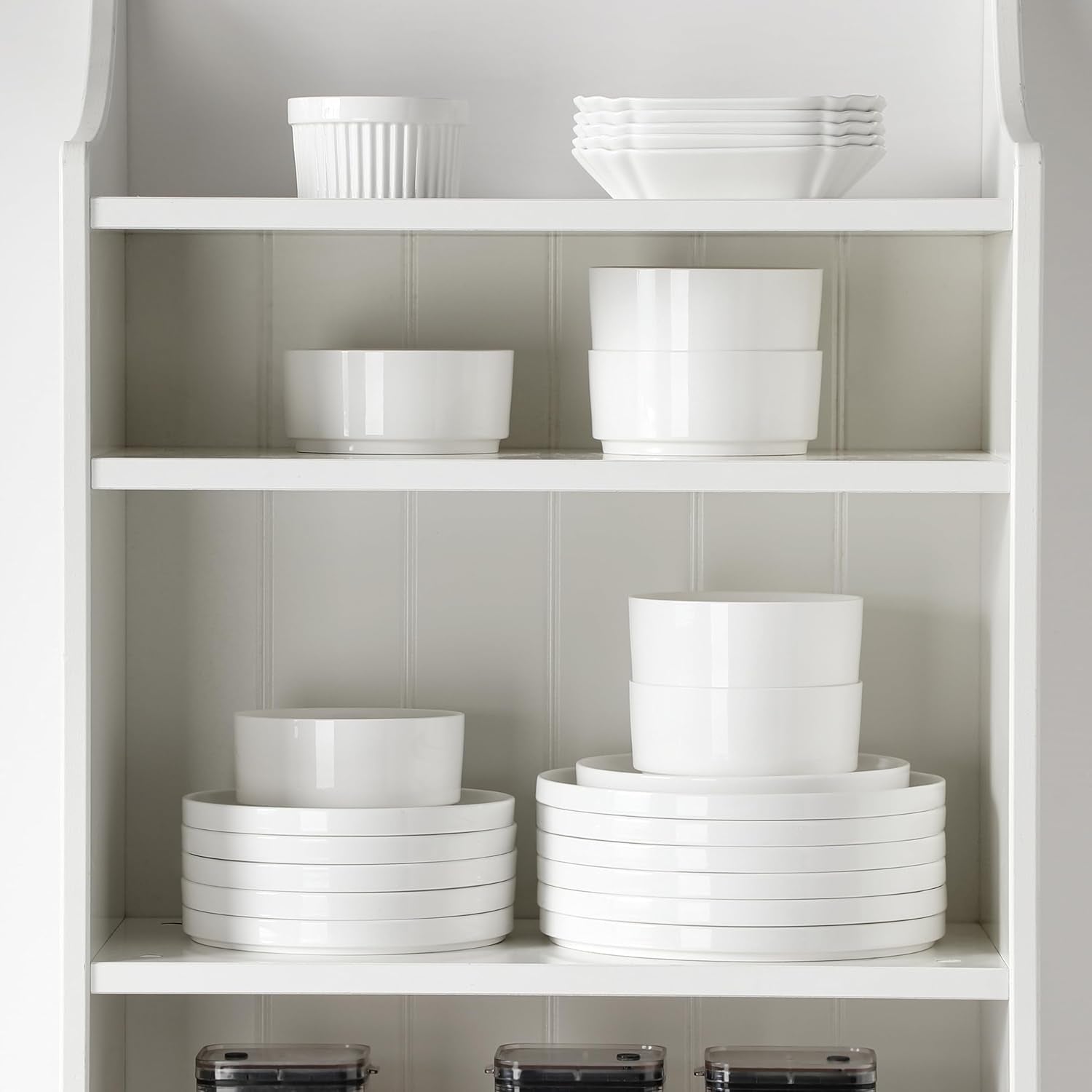 24 Pieces Porcelain Dinnerware Set, Modern White Dish Set for 8, Premium Serving Plates and Bowls Sets, Chip and Scratch Resistant Dishware Sets Kitchen Dishes Dining Ware Set, Series LEAH